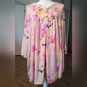 Melissa McCarthy blouse floral top pintuck button tunic